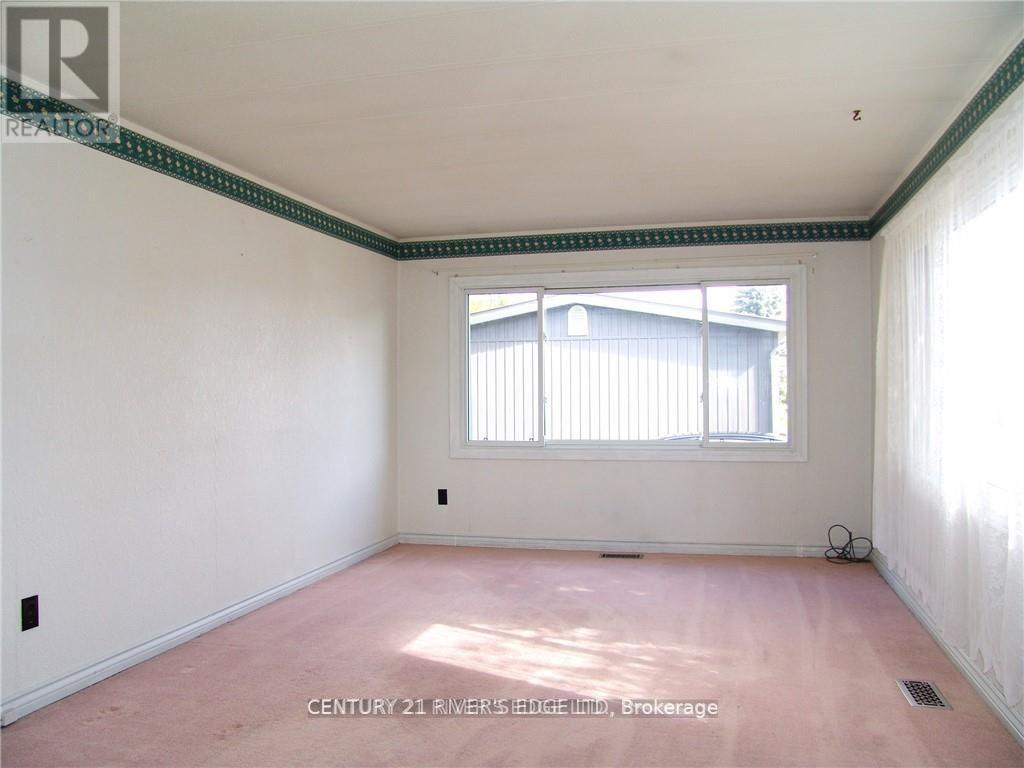 44 - 1871 Oxford Avenue, Elizabethtown-Kitley, Ontario  K6V 7B5 - Photo 8 - X12010707