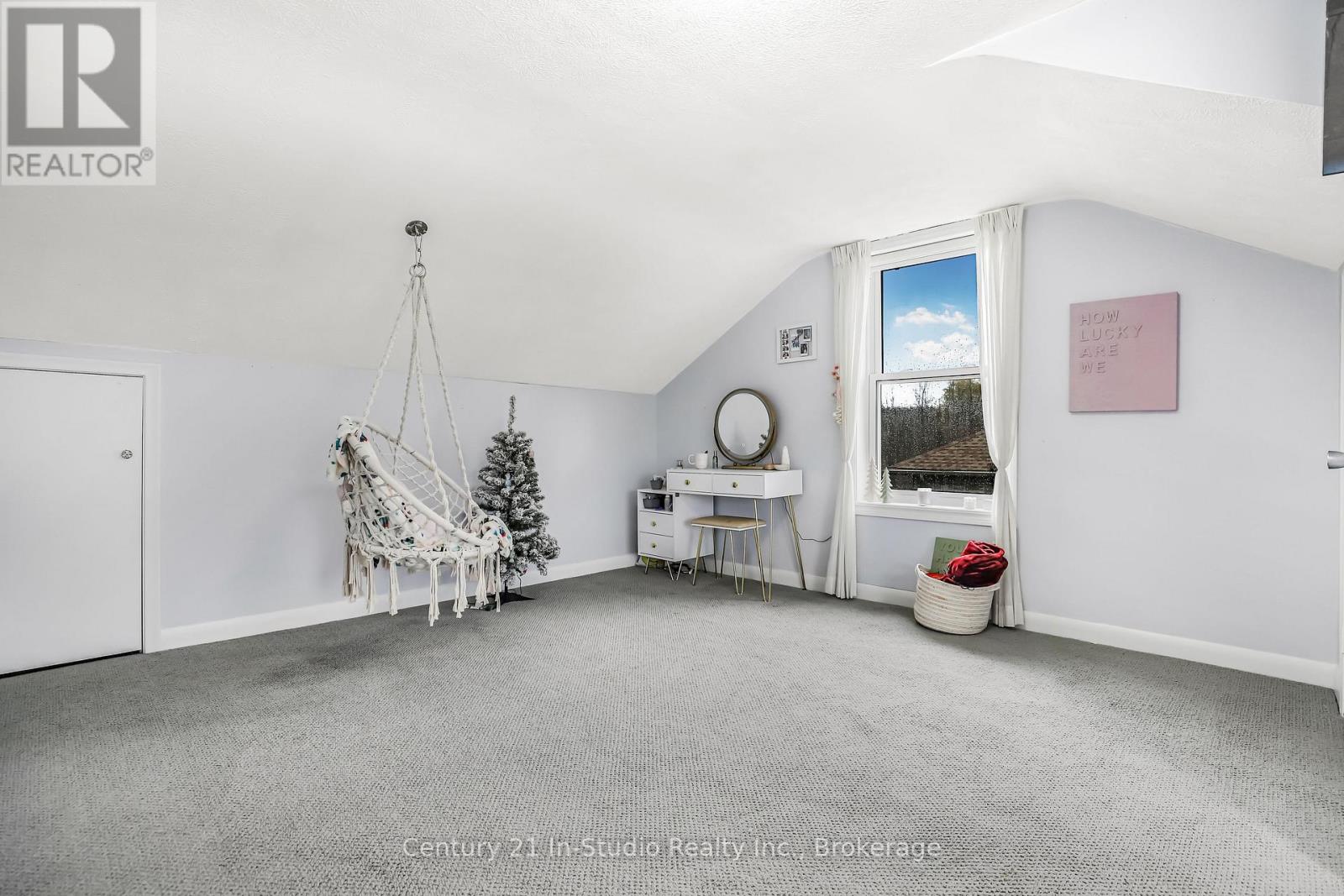 388 Balmy Beach Road, Georgian Bluffs, Ontario  N4K 5N4 - Photo 29 - X12010690