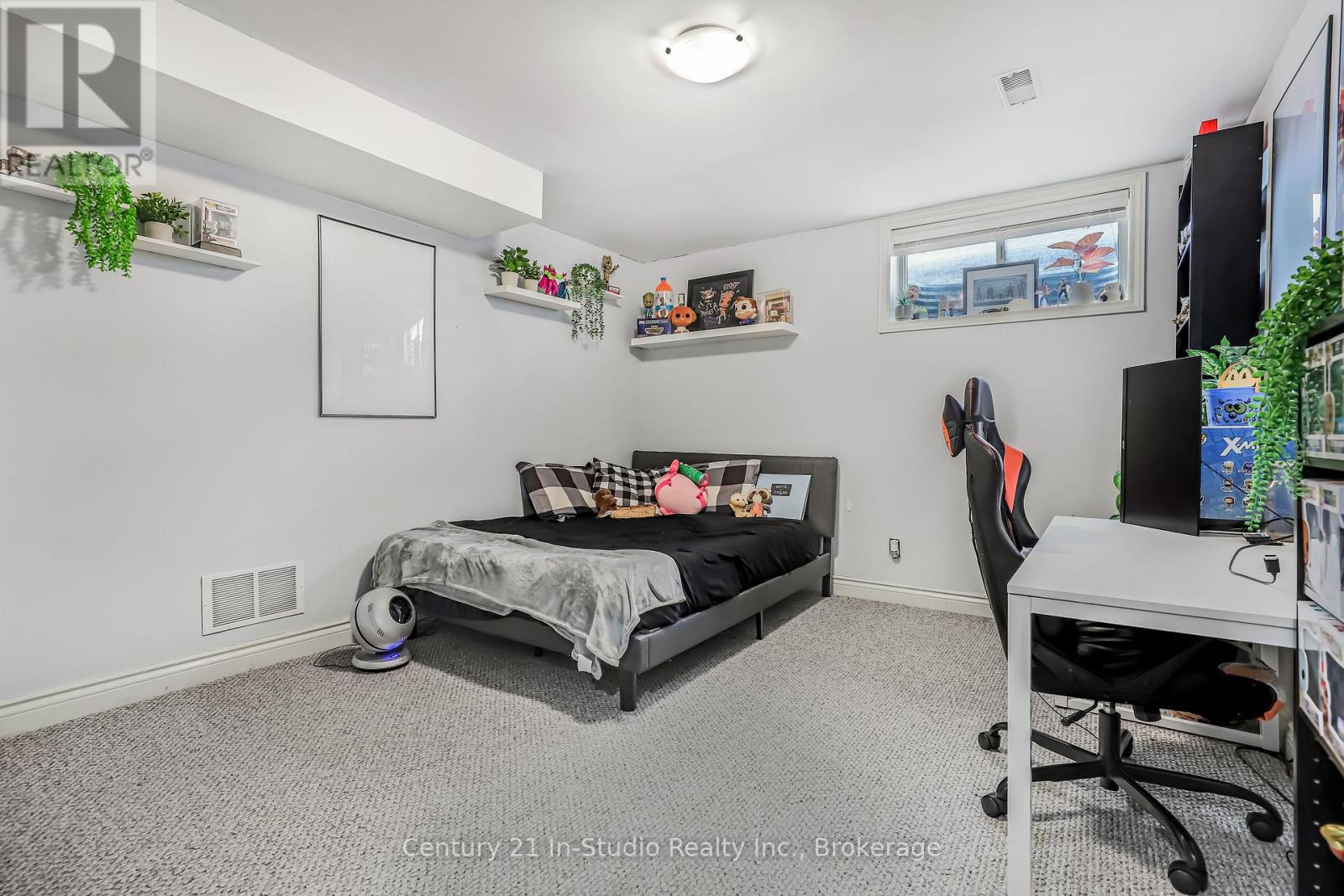 388 Balmy Beach Road, Georgian Bluffs, Ontario  N4K 5N4 - Photo 32 - X12010690