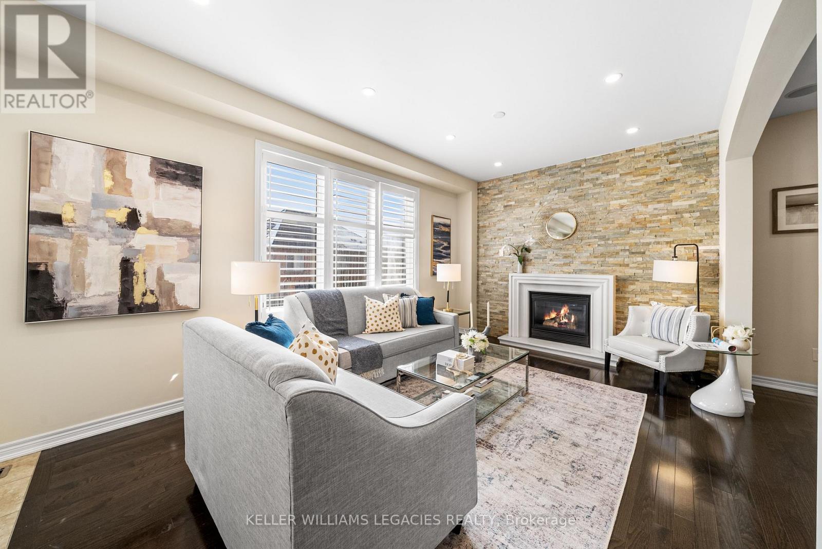 Property at 17 MANSARD DRIVE image 4