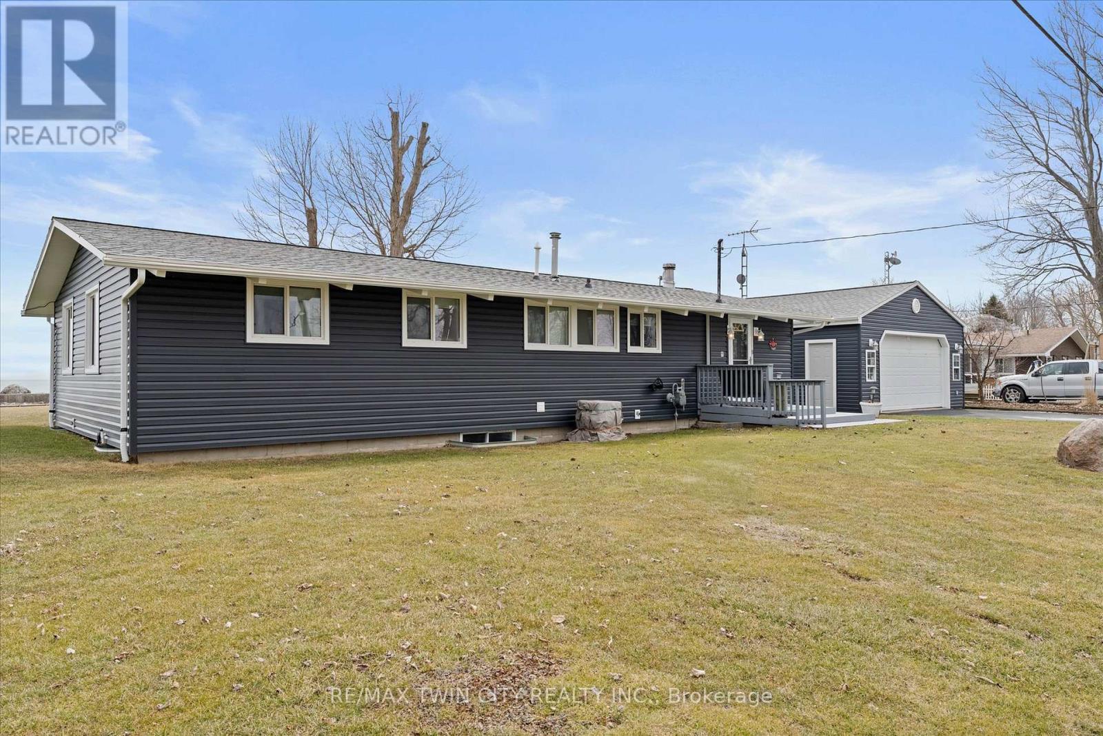 244 Cotterie Park, Leamington, Ontario  N0P 2P0 - Photo 5 - X12010776