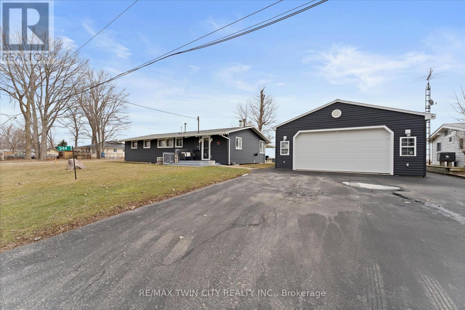 244 Cotterie Park, Leamington, Ontario  N0P 2P0 - Photo 6 - X12010776