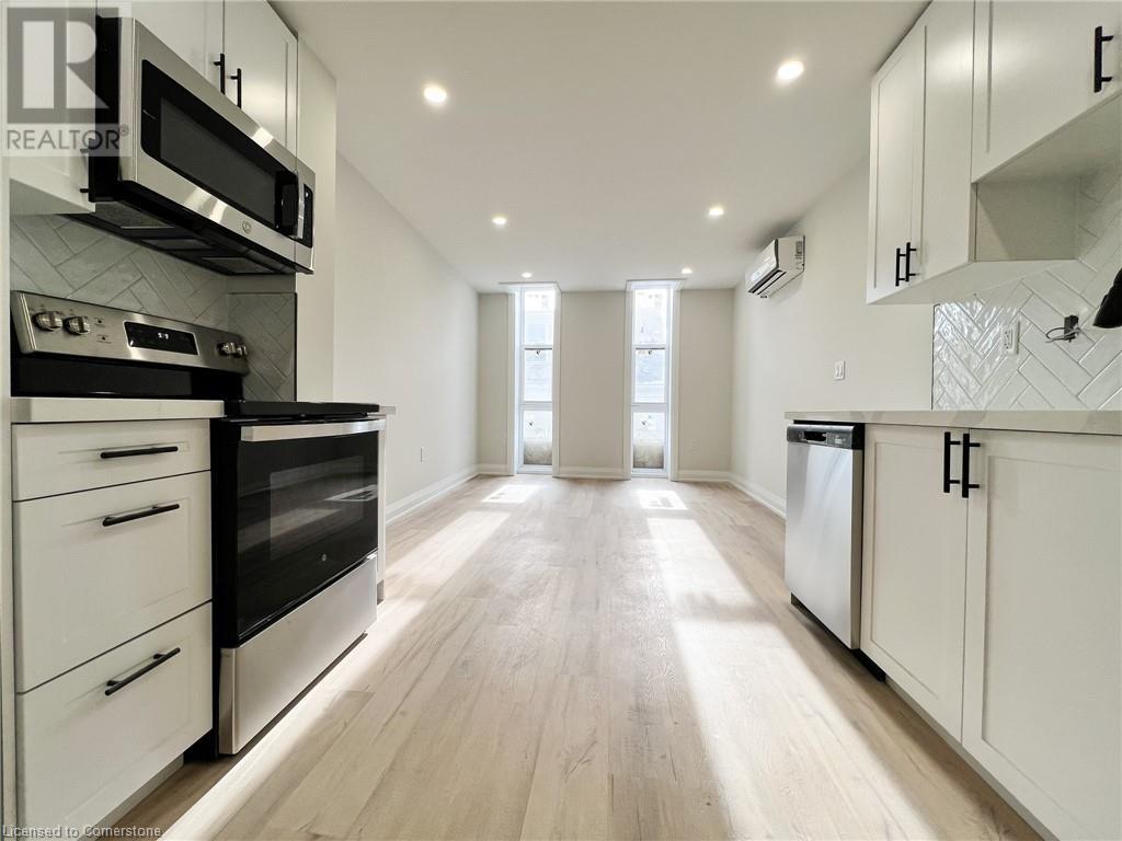 588 Barton Street E Unit# 12, Hamilton, Ontario  L8L 2Z5 - Photo 3 - 40689857