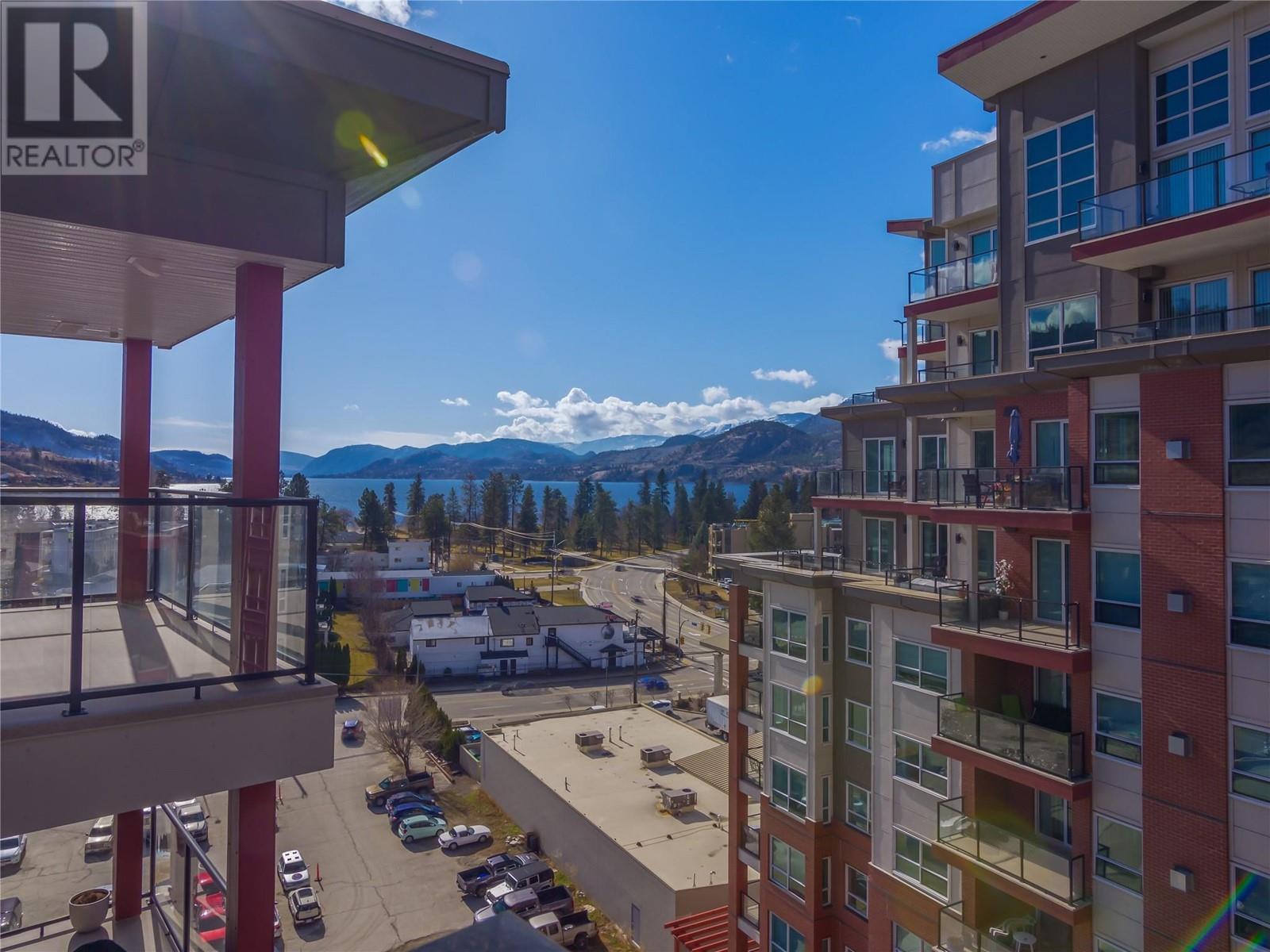 3362 SKAHA LAKE Road Unit# 1004 Penticton Photo 7