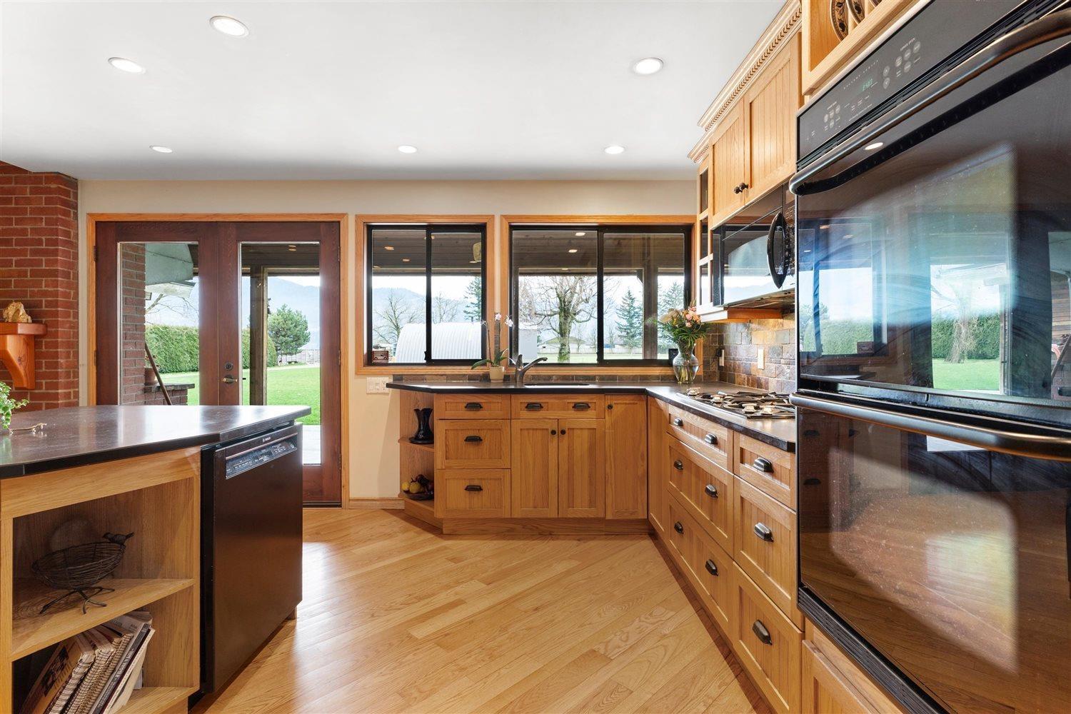 48810 Chilliwack Central Road, East Chilliwack, Chilliwack, British Columbia  V2P 6H3 - Photo 13 - R2975378