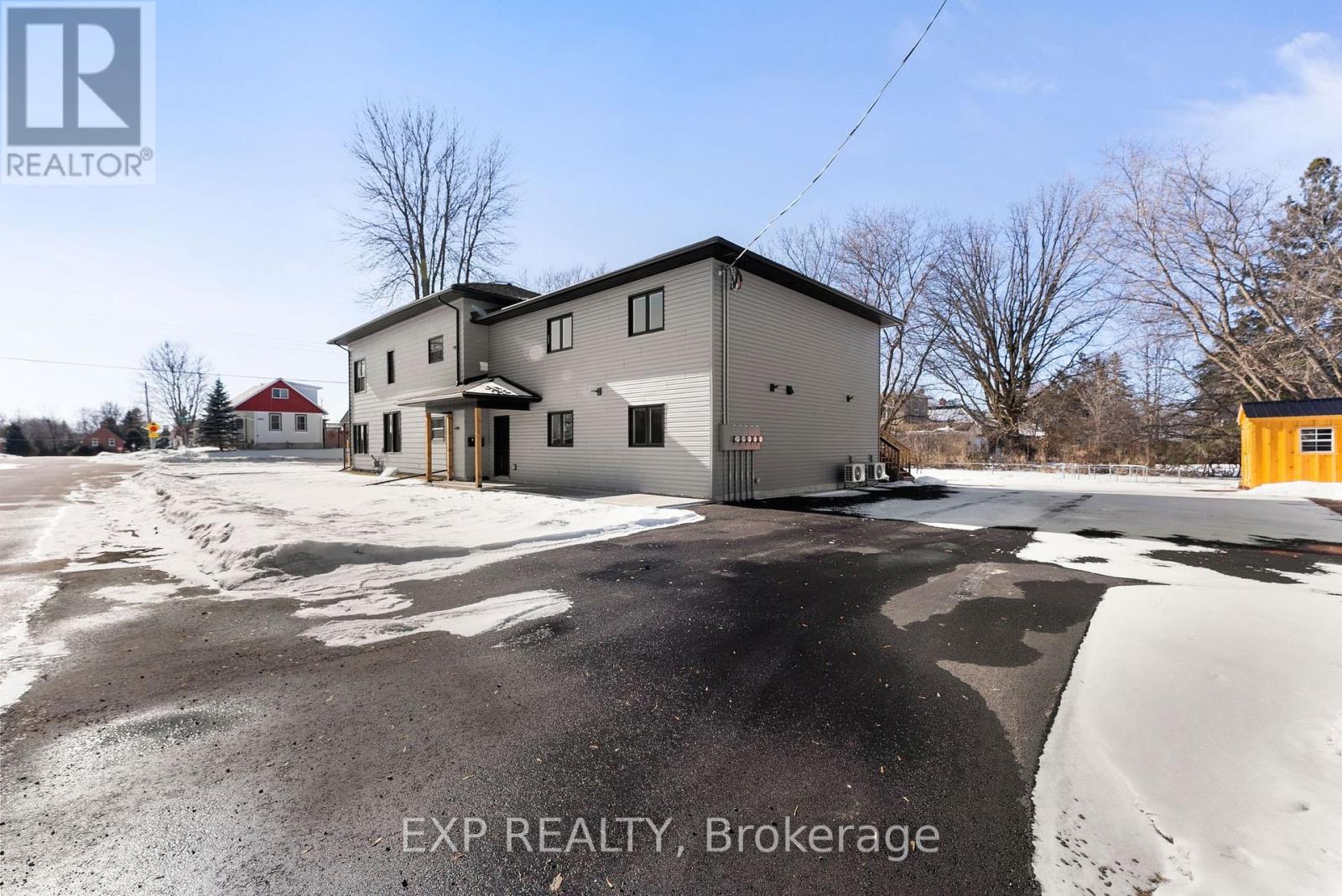 585 Perth Street, Pembroke, Ontario  K8A 6B9 - Photo 5 - X12010828