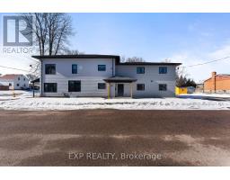 585 PERTH STREET, Pembroke, Ontario