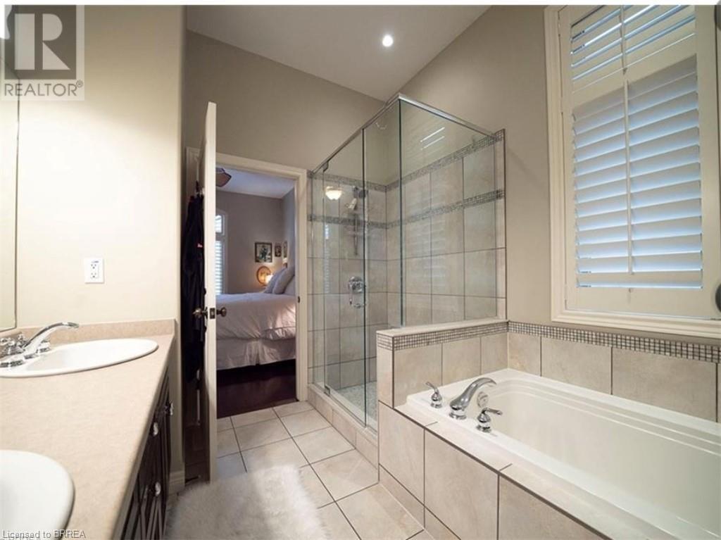 68 Fairview Drive Unit# 10, Brantford, Ontario  N3R 2W9 - Photo 11 - 40704826