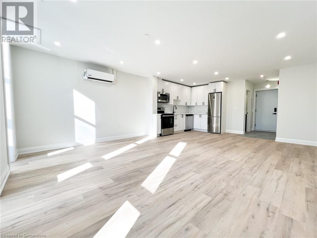588 Barton Street E Unit# 17, Hamilton, Ontario  L8L 2Z5 - Photo 2 - 40697595