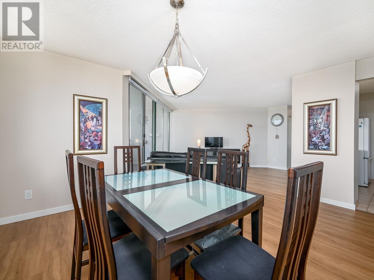 Listing Picture 10 of 31 : 1006 3920 HASTINGS STREET, Burnaby / 本拿比 - 魯藝地產 Yvonne Lu Group - MLS Medallion Club Member