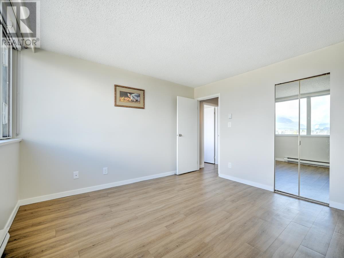 Listing Picture 13 of 31 : 1006 3920 HASTINGS STREET, Burnaby / 本拿比 - 魯藝地產 Yvonne Lu Group - MLS Medallion Club Member