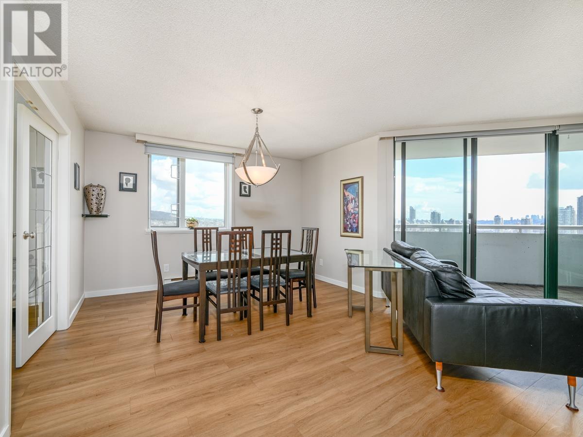 Listing Picture 6 of 31 : 1006 3920 HASTINGS STREET, Burnaby / 本拿比 - 魯藝地產 Yvonne Lu Group - MLS Medallion Club Member
