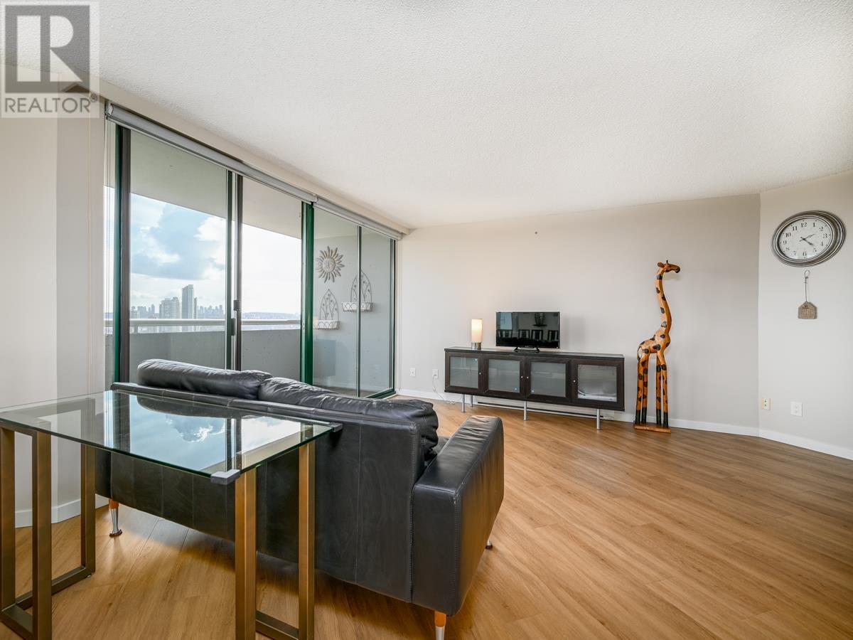Listing Picture 9 of 31 : 1006 3920 HASTINGS STREET, Burnaby / 本拿比 - 魯藝地產 Yvonne Lu Group - MLS Medallion Club Member