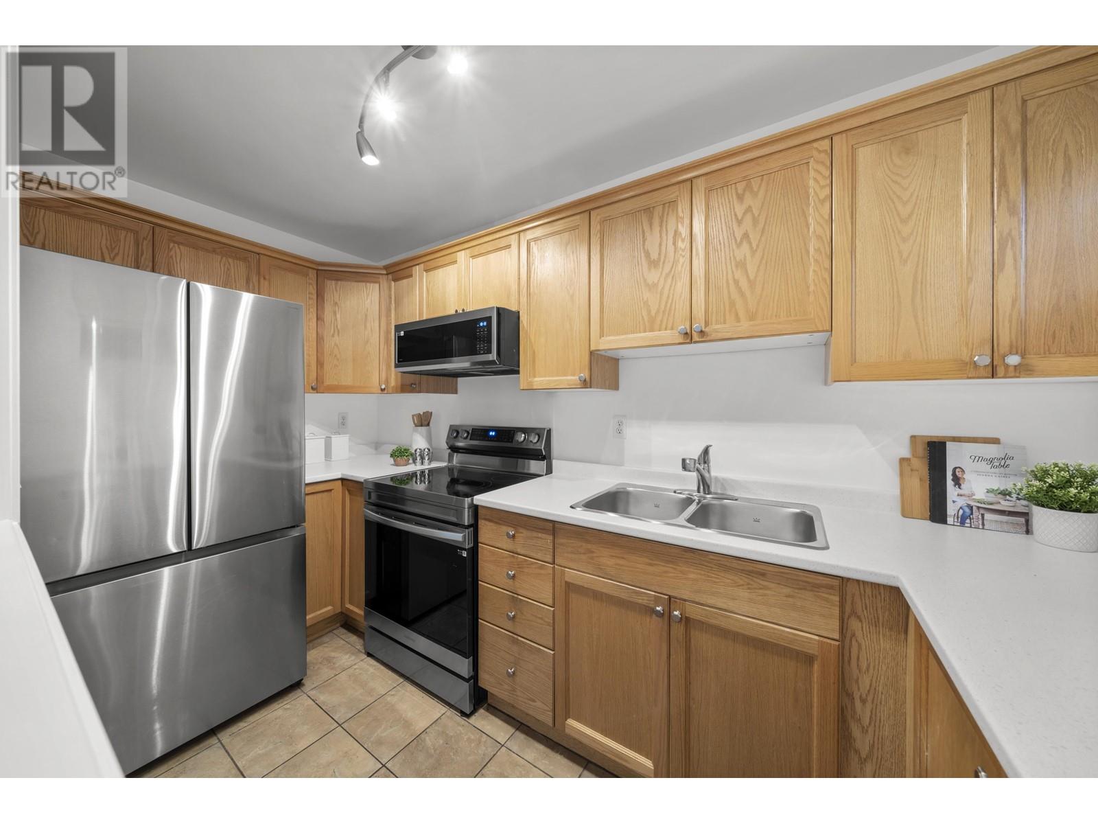 406 215 Mowat Street, New Westminster, British Columbia  V3M 4B1 - Photo 13 - R2975497