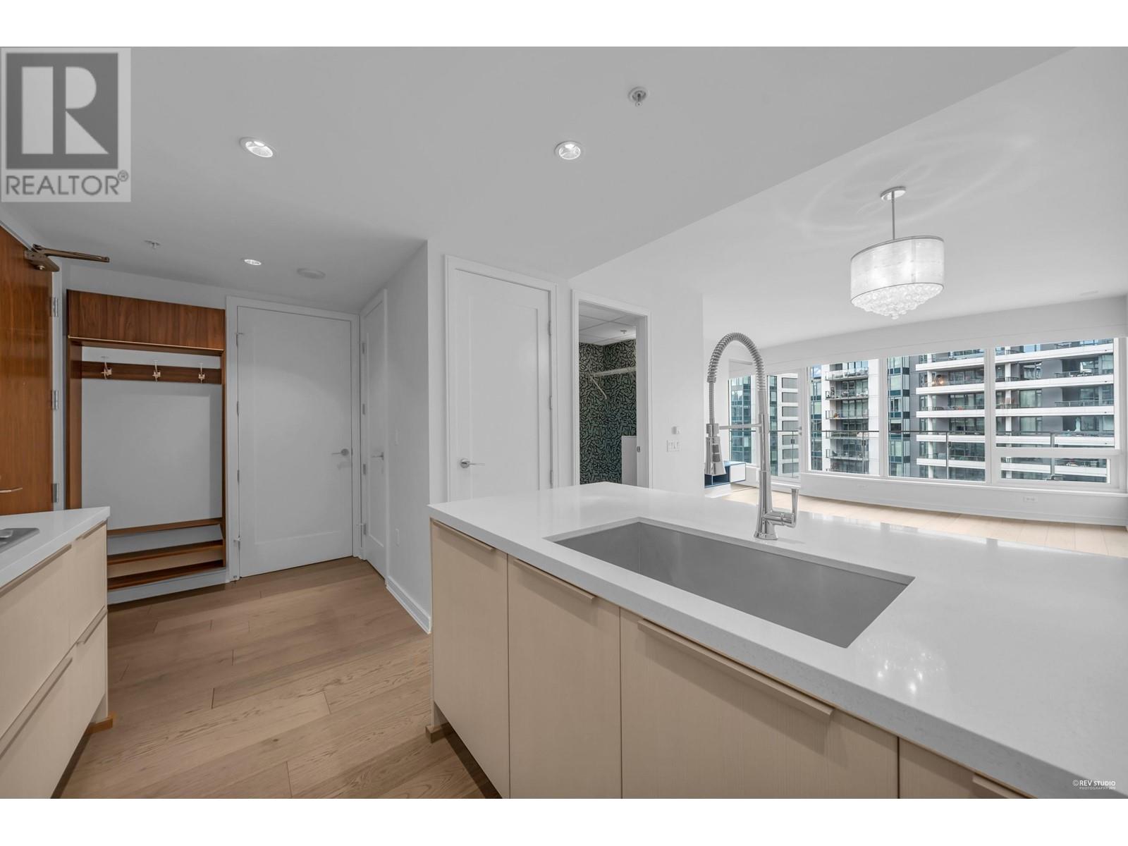 706 1661 Ontario Street, Vancouver, British Columbia  V5Y 0C3 - Photo 5 - R2975510