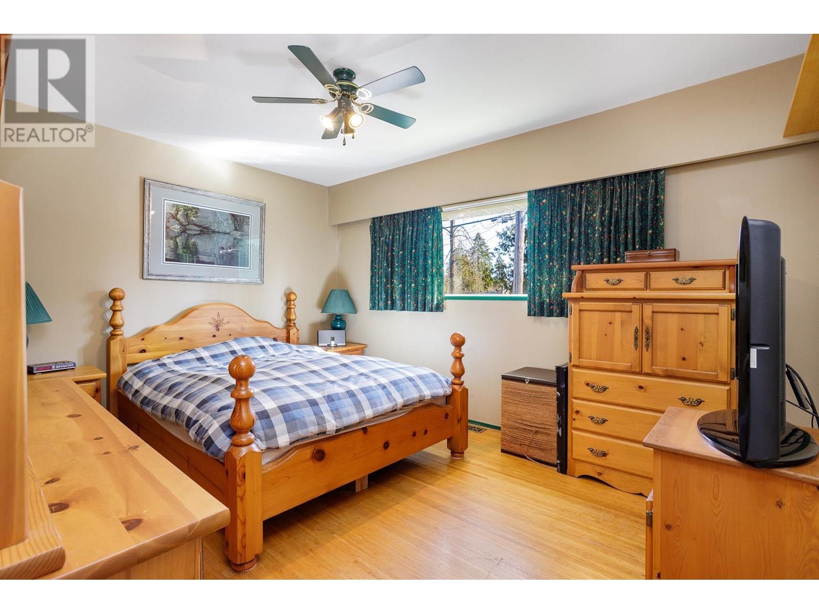 3361 Jervis Street, Port Coquitlam, British Columbia  V3B 4P4 - Photo 6 - R2974570
