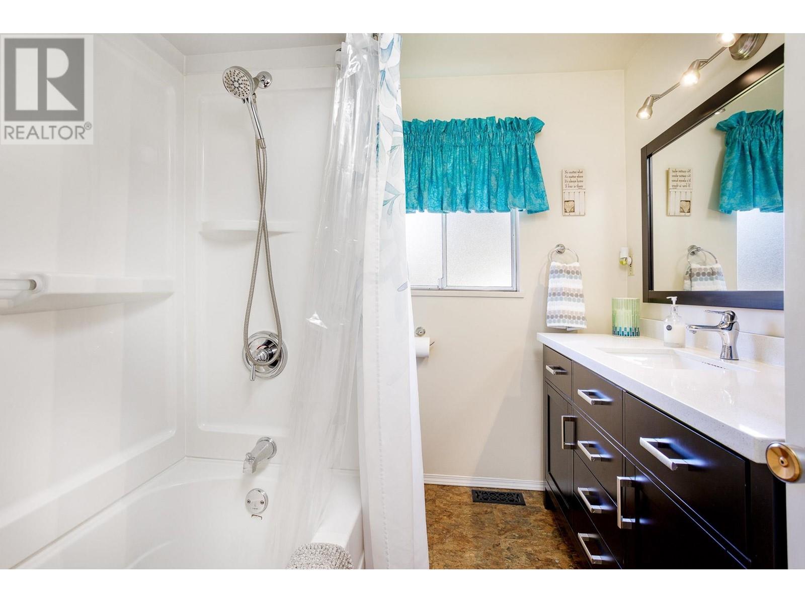 3361 Jervis Street, Port Coquitlam, British Columbia  V3B 4P4 - Photo 9 - R2974570