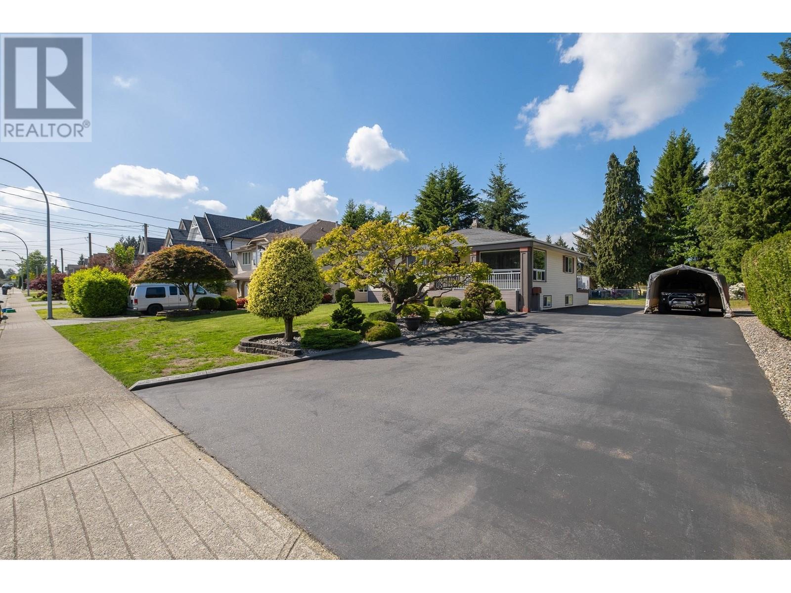 Property at 19569 116B AVENUE image 3
