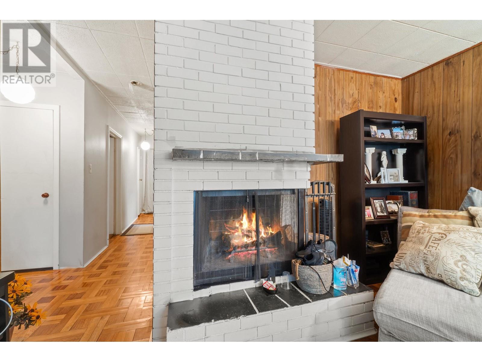 837 Windermere Street, Vancouver, British Columbia  V5K 4J5 - Photo 6 - R2975547