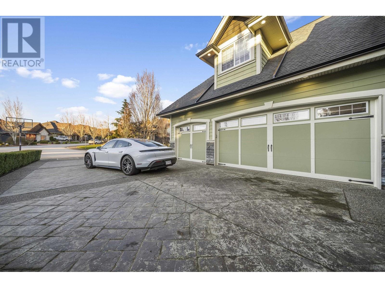 24760 102a Avenue, Maple Ridge, British Columbia  V2W 0A1 - Photo 40 - R2975566