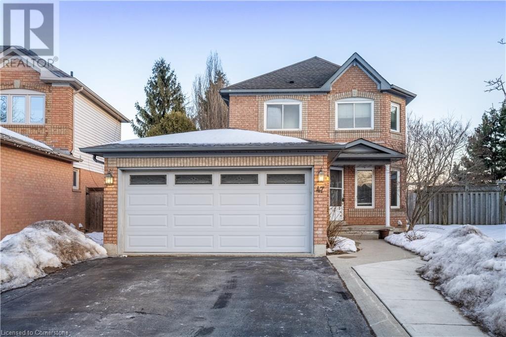 47 HEATHFIELD Crescent, Waterdown, Ontario