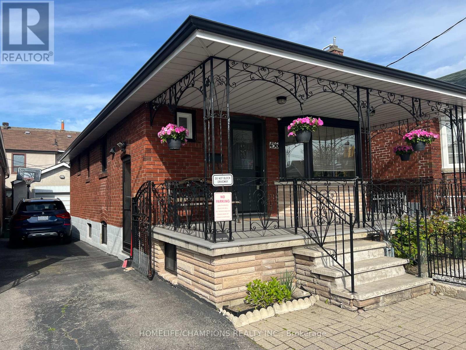 Property at 436 OAKWOOD AVENUE image 1