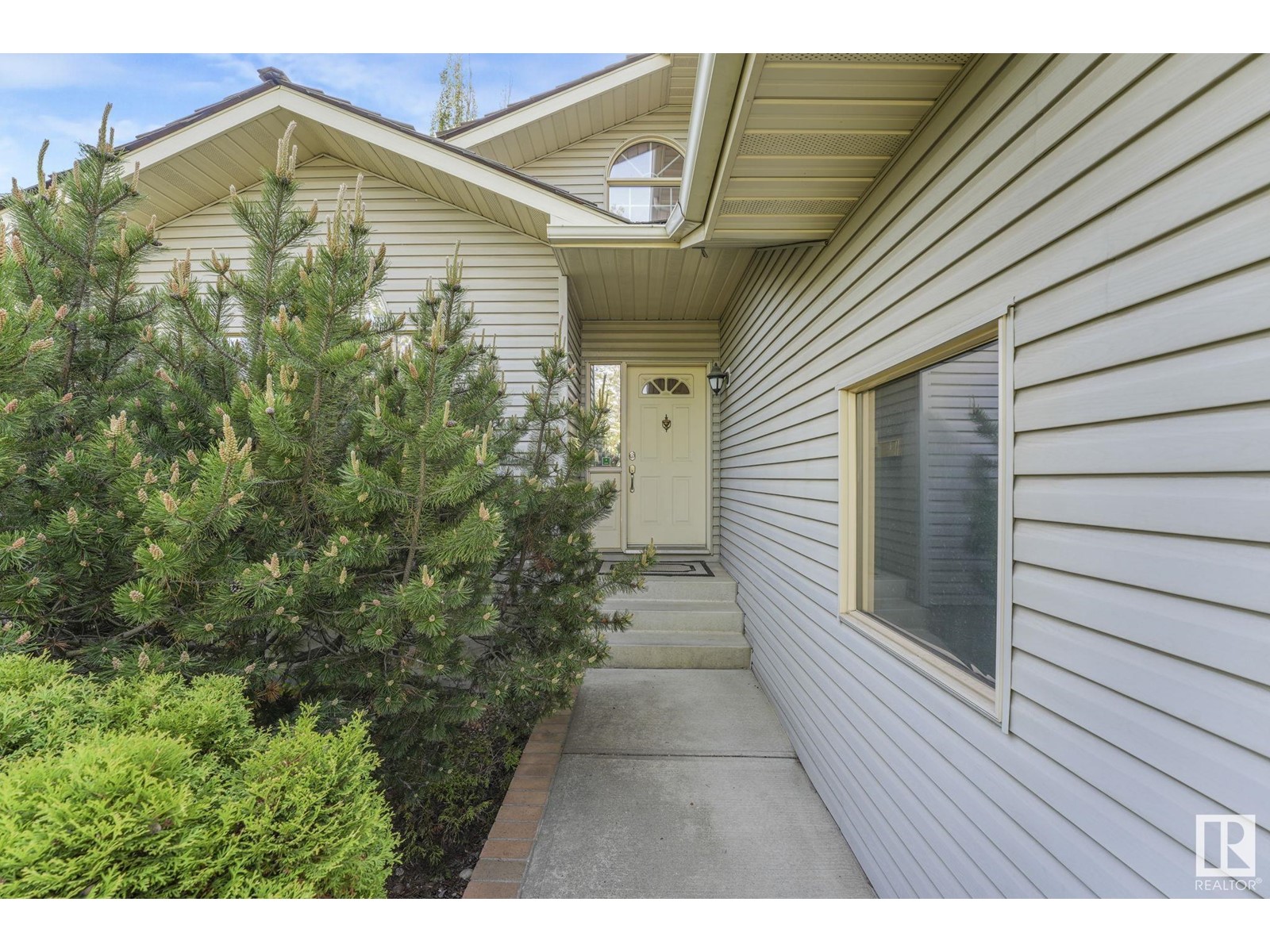Property at 328 BURTON RD NW NW image 2