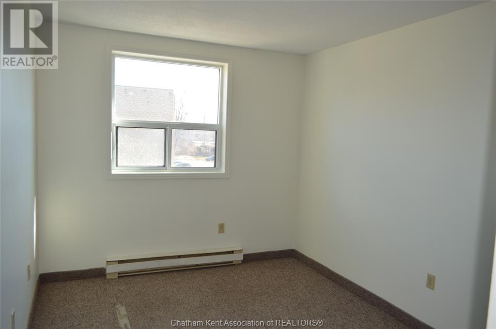 Property at 140 Park AVENUE East Unit# 301 image 2