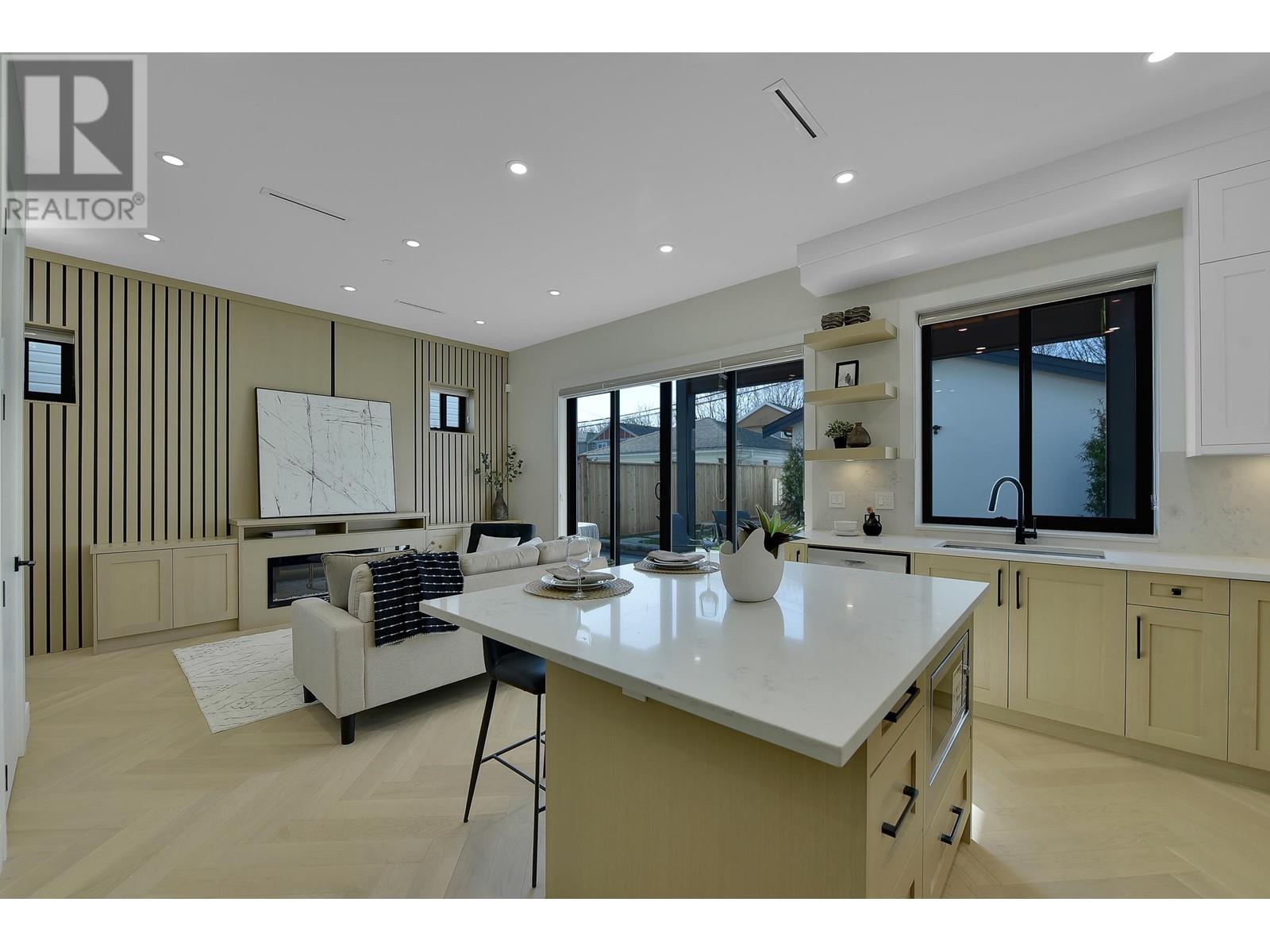2 8079 Selkirk Street, Vancouver, British Columbia  V6P 4H8 - Photo 10 - R2974412