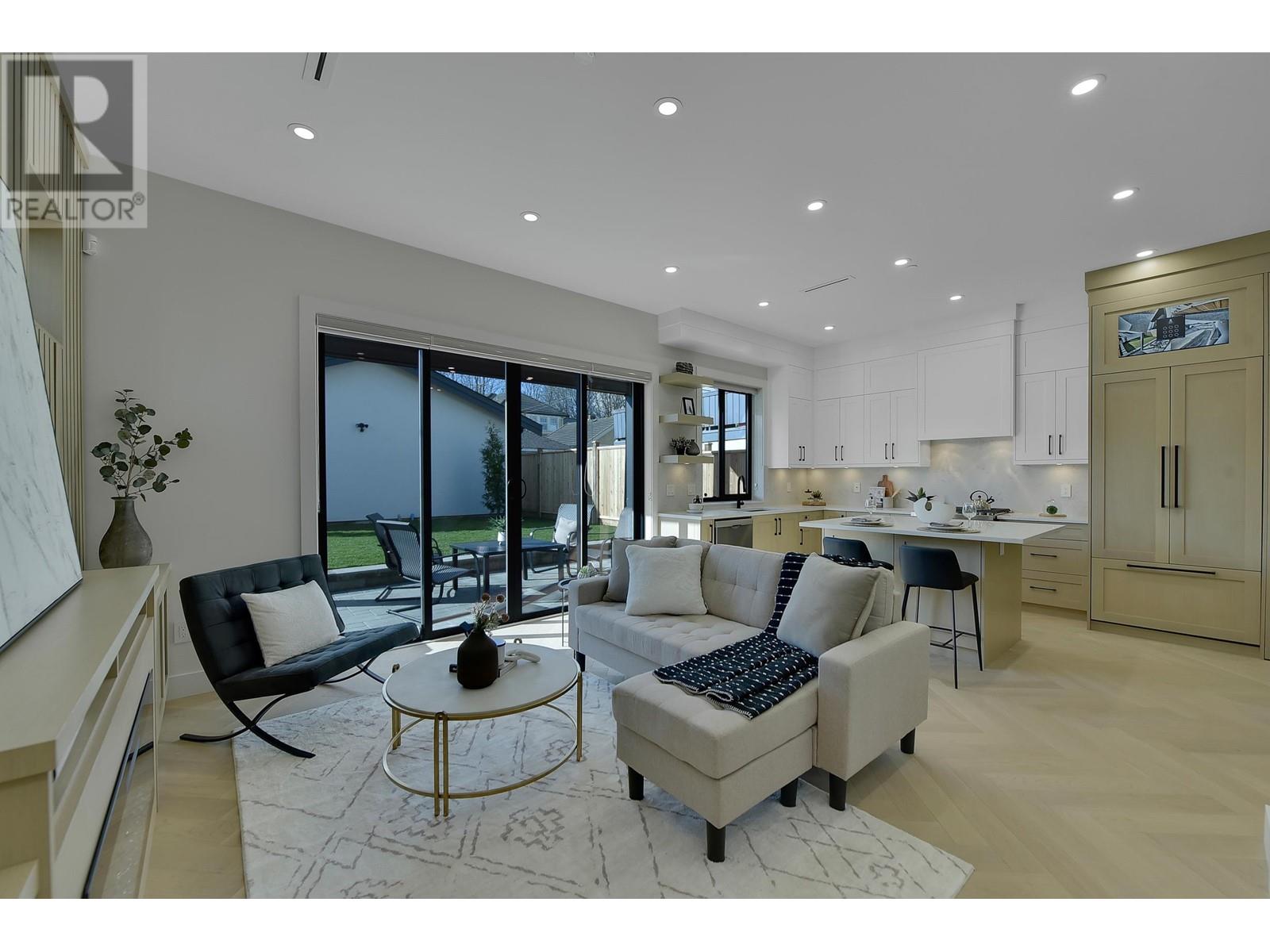 2 8079 Selkirk Street, Vancouver, British Columbia  V6P 4H8 - Photo 4 - R2974412