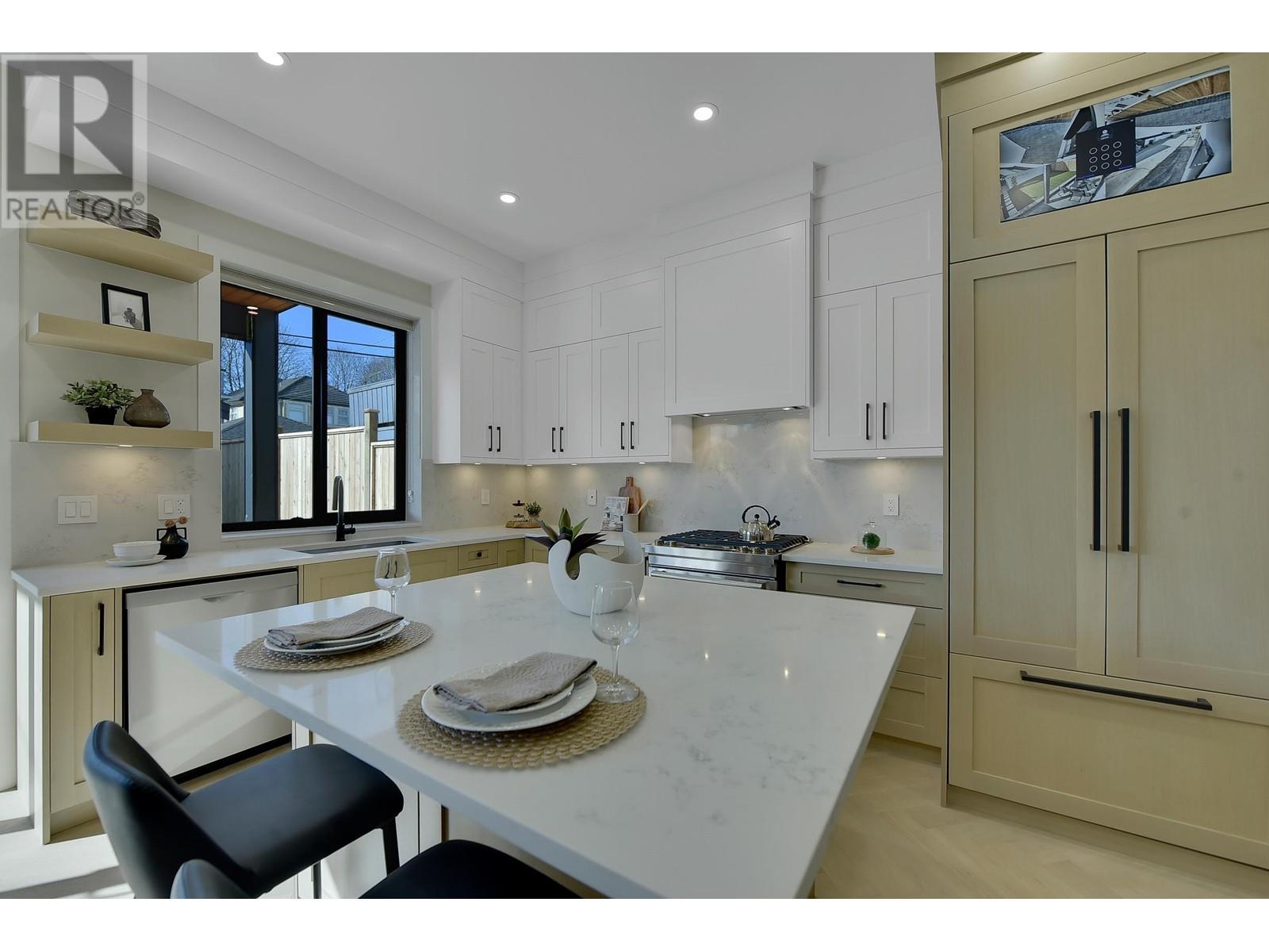 2 8079 Selkirk Street, Vancouver, British Columbia  V6P 4H8 - Photo 9 - R2974412