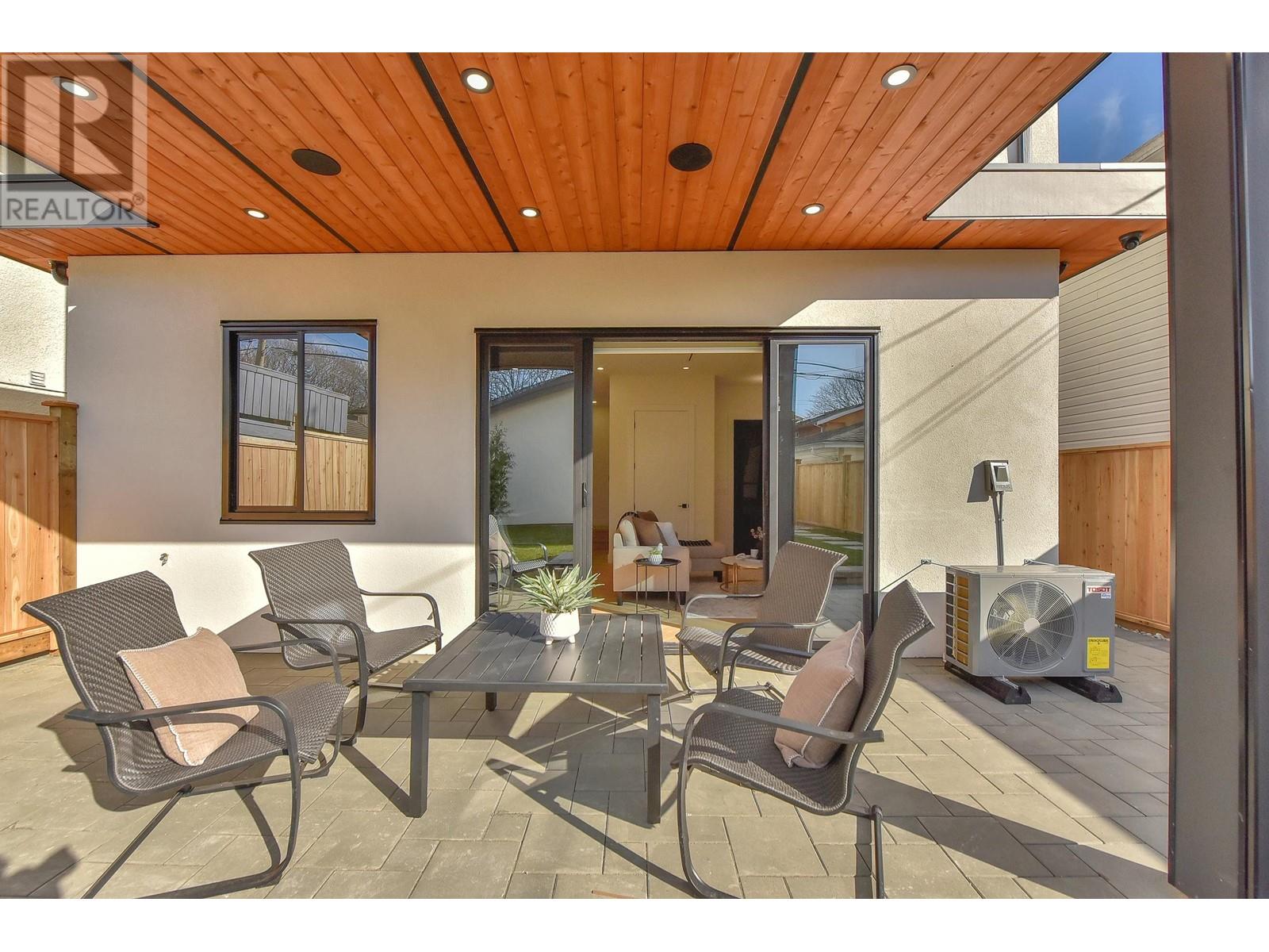 2 8079 Selkirk Street, Vancouver, British Columbia  V6P 4H8 - Photo 36 - R2974412