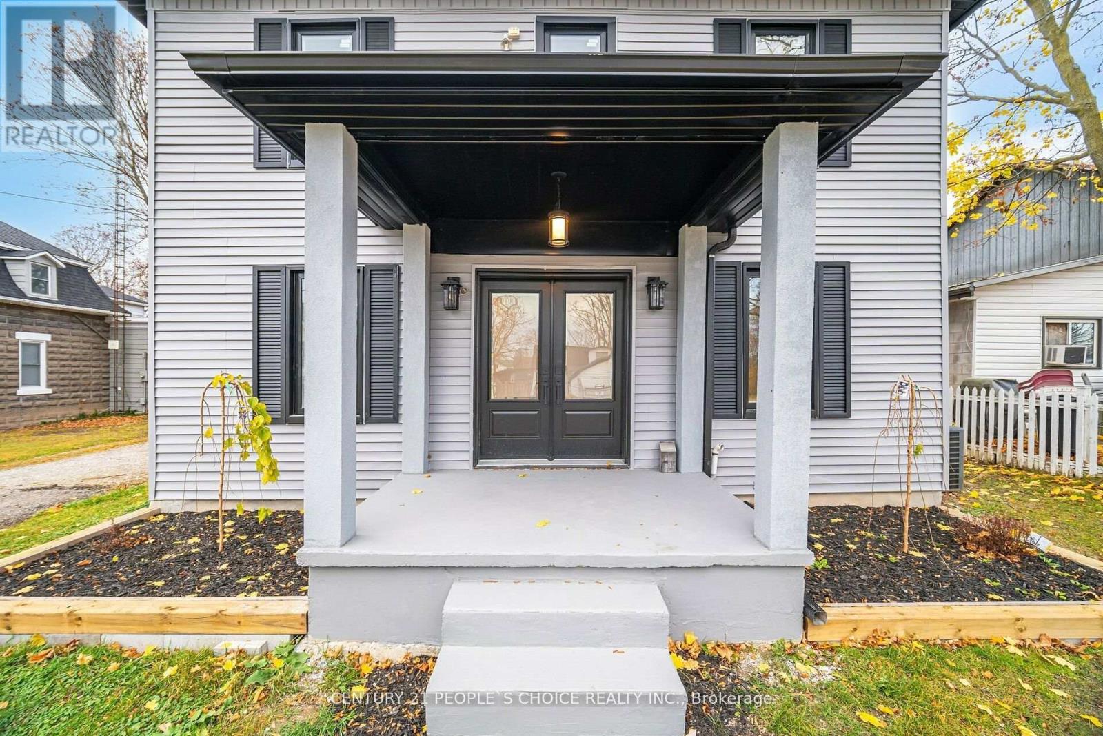 Property at 17 PARK STREET E image 5
