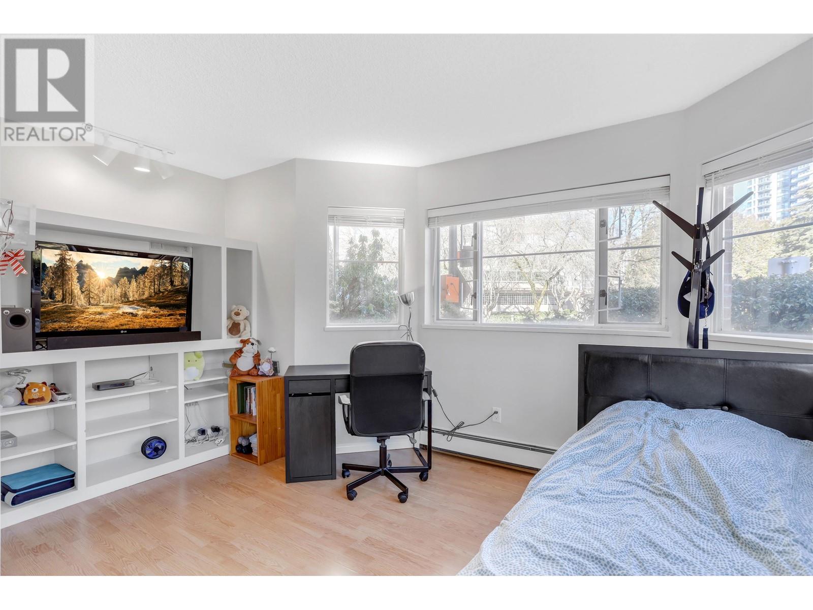 114 12 K De K Court, New Westminster, British Columbia  V3M 6C5 - Photo 10 - R2975352