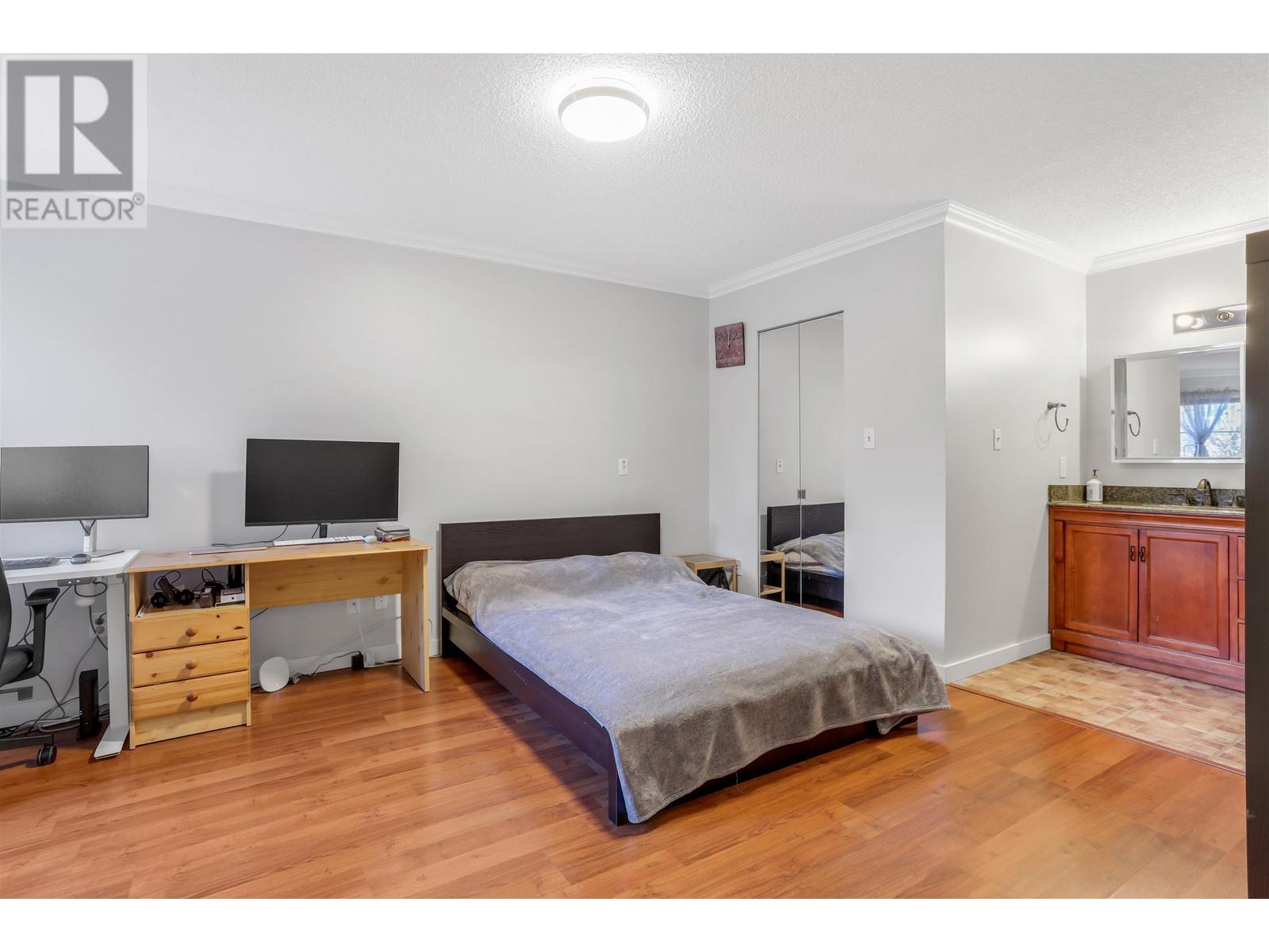 114 12 K De K Court, New Westminster, British Columbia  V3M 6C5 - Photo 13 - R2975352