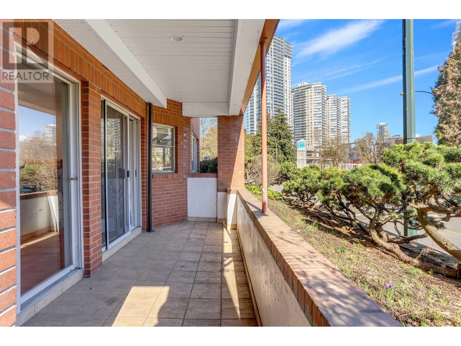 114 12 K De K Court, New Westminster, British Columbia  V3M 6C5 - Photo 6 - R2975352