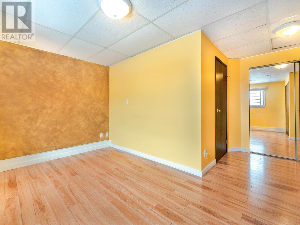 Listing Picture 18 of 21 : 4331 LANCELOT DRIVE, Richmond / 烈治文 - 魯藝地產 Yvonne Lu Group - MLS Medallion Club Member