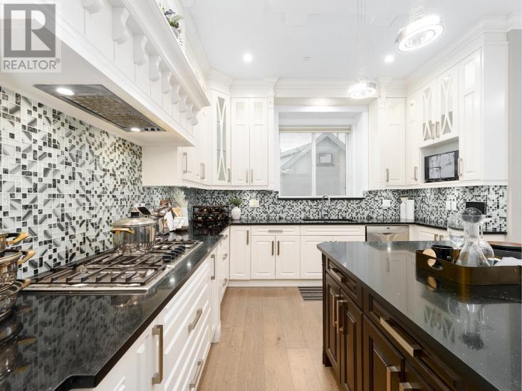 8068 Haig Street, Vancouver, British Columbia  V6P 4R9 - Photo 8 - R2974347