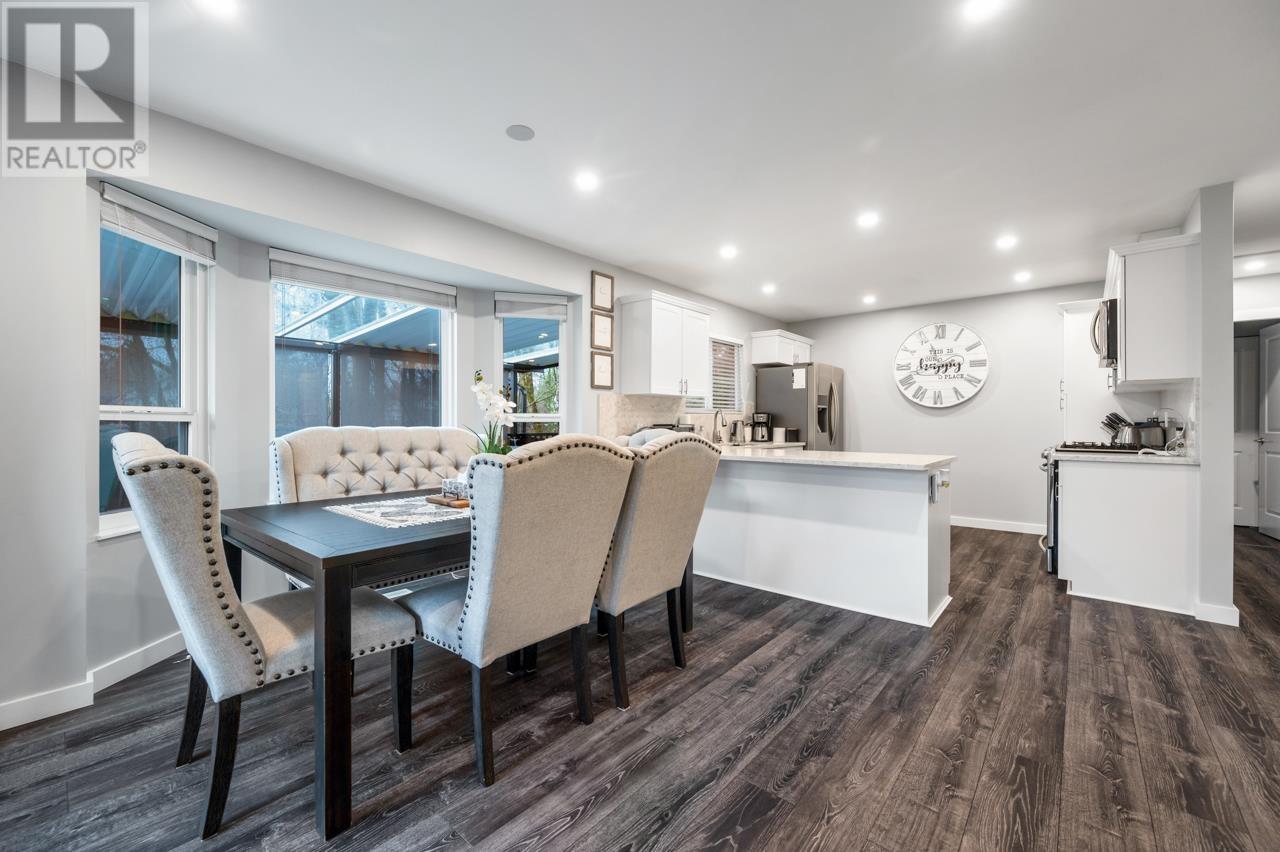 22523 Kendrick Loop, Maple Ridge, British Columbia  V2X 8Z1 - Photo 5 - R2974546