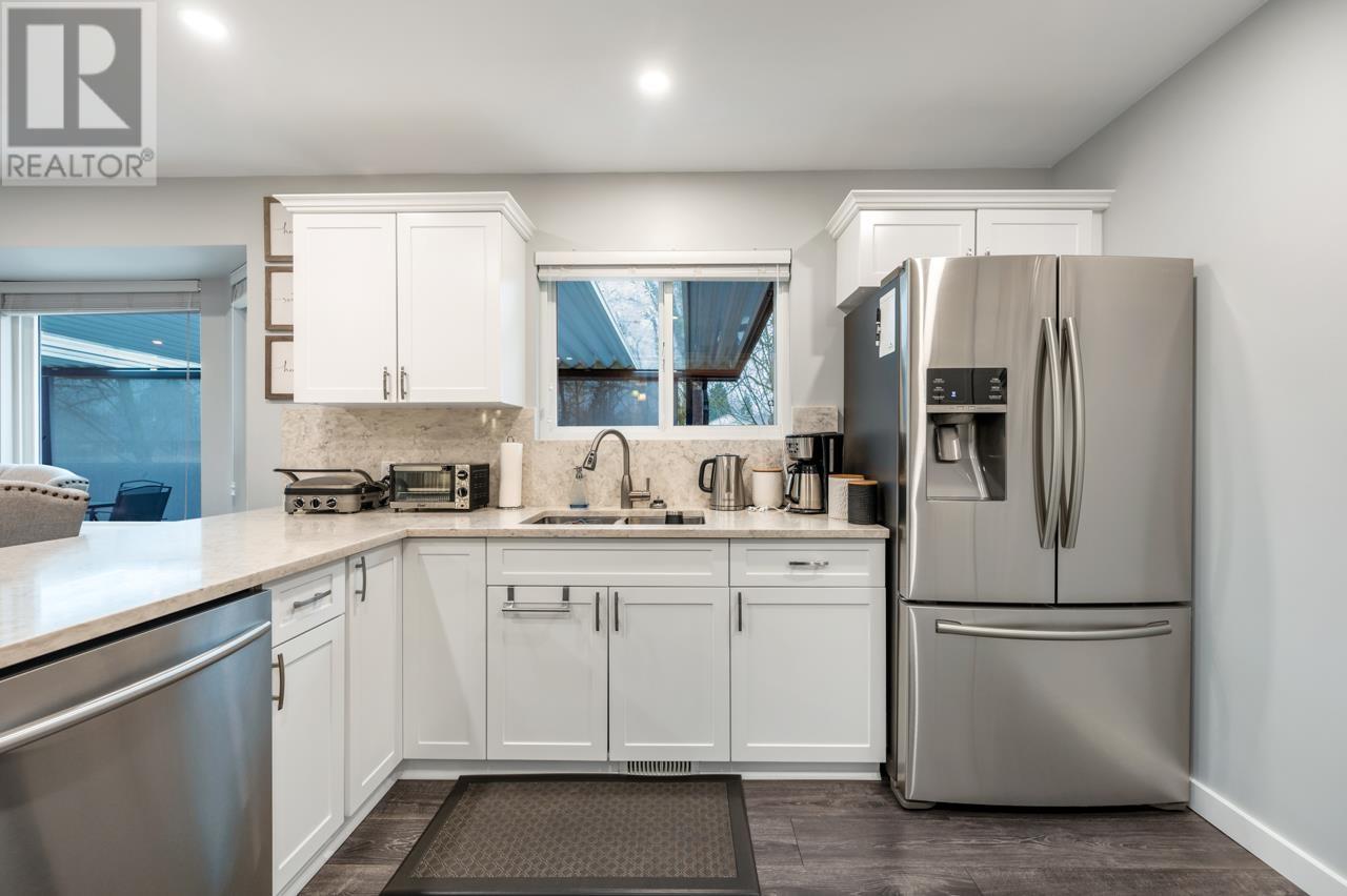 22523 Kendrick Loop, Maple Ridge, British Columbia  V2X 8Z1 - Photo 8 - R2974546