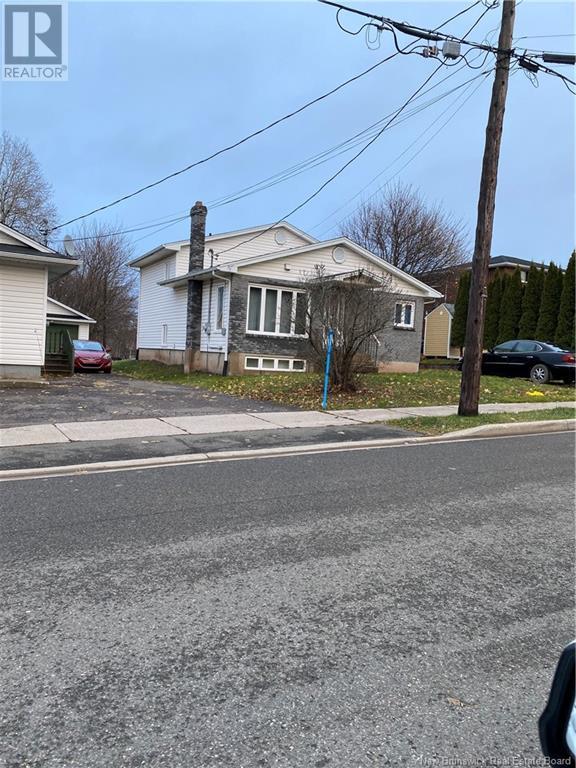 Property at 611 High image 4