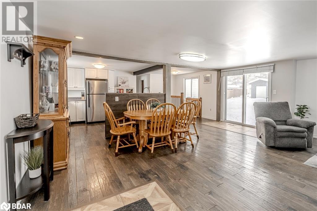 46 Creighton Street, Orillia, Ontario  L3V 1A8 - Photo 4 - 40702364