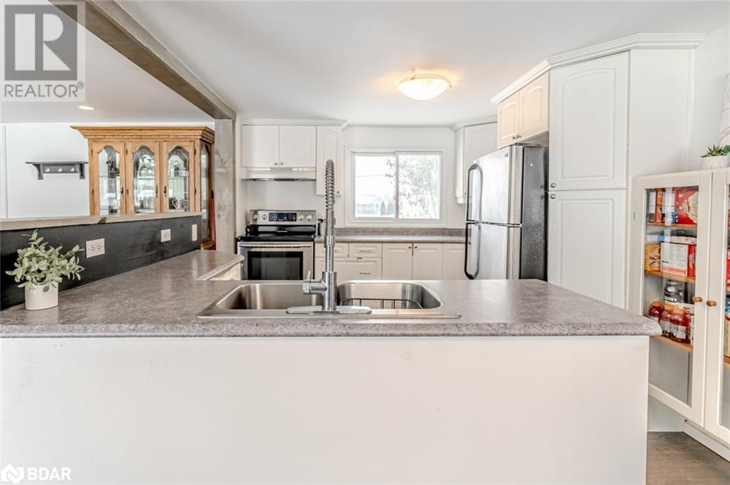 46 Creighton Street, Orillia, Ontario  L3V 1A8 - Photo 6 - 40702364