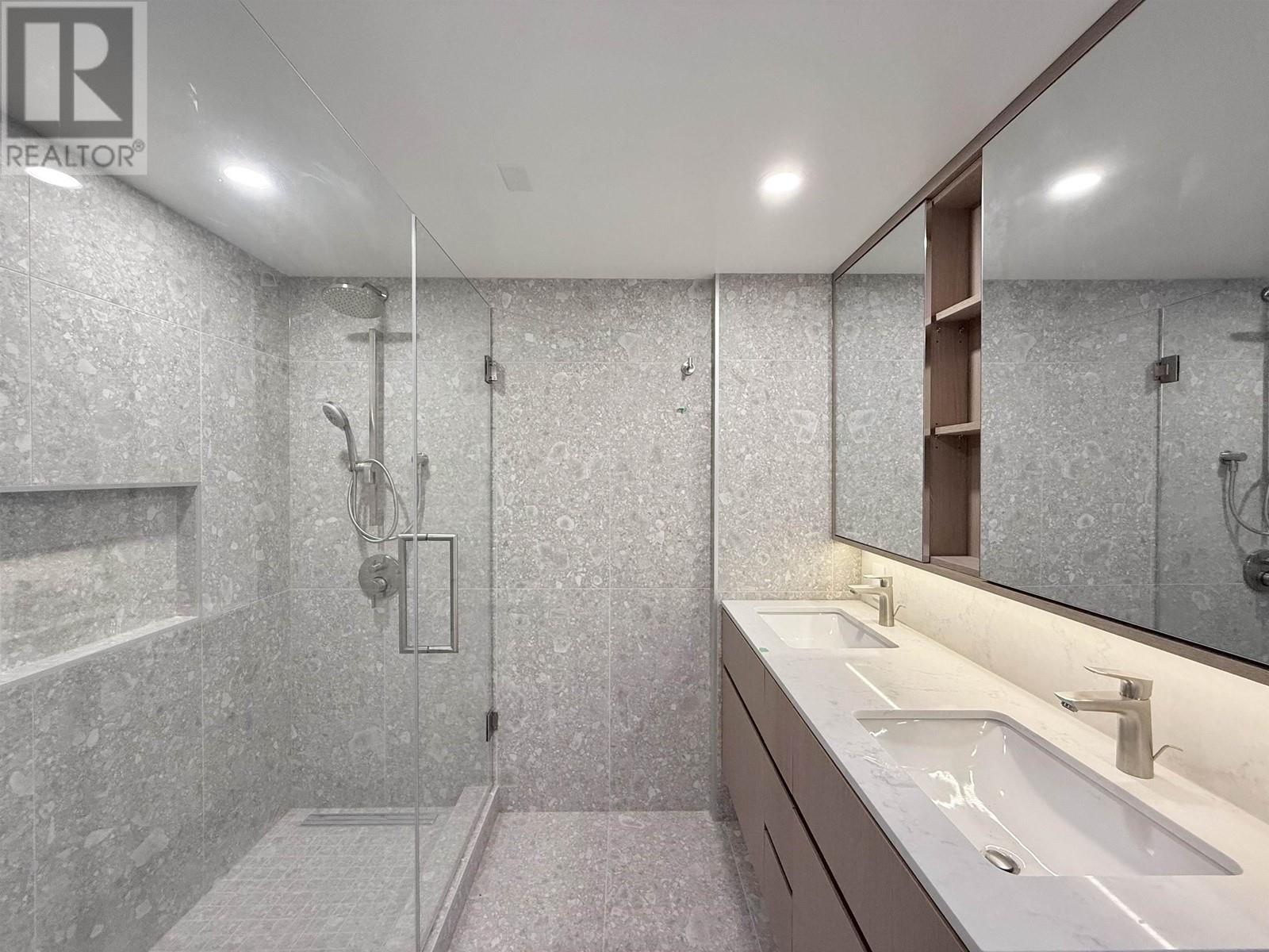 Listing Picture 15 of 15 : 108 5212 CAMBIE STREET, Vancouver / 溫哥華 - 魯藝地產 Yvonne Lu Group - MLS Medallion Club Member