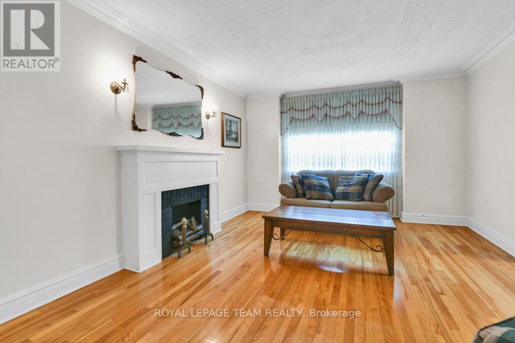 Property at 128 & 130 BAYSWATER AVENUE image 5