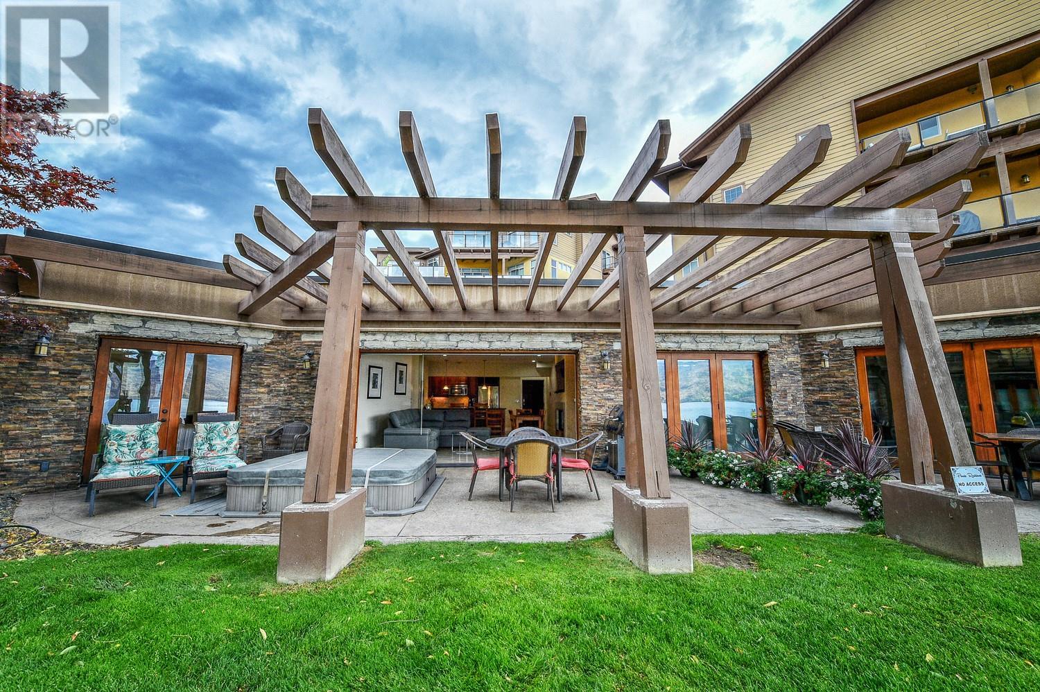 Property at 4020 Pritchard Drive N Unit# 7A image 2