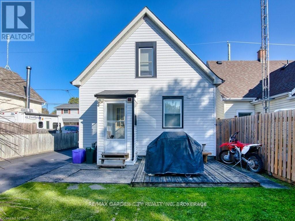 43 St George Street, St. Catharines (Facer), Ontario  L2M 5P5 - Photo 10 - X12010895