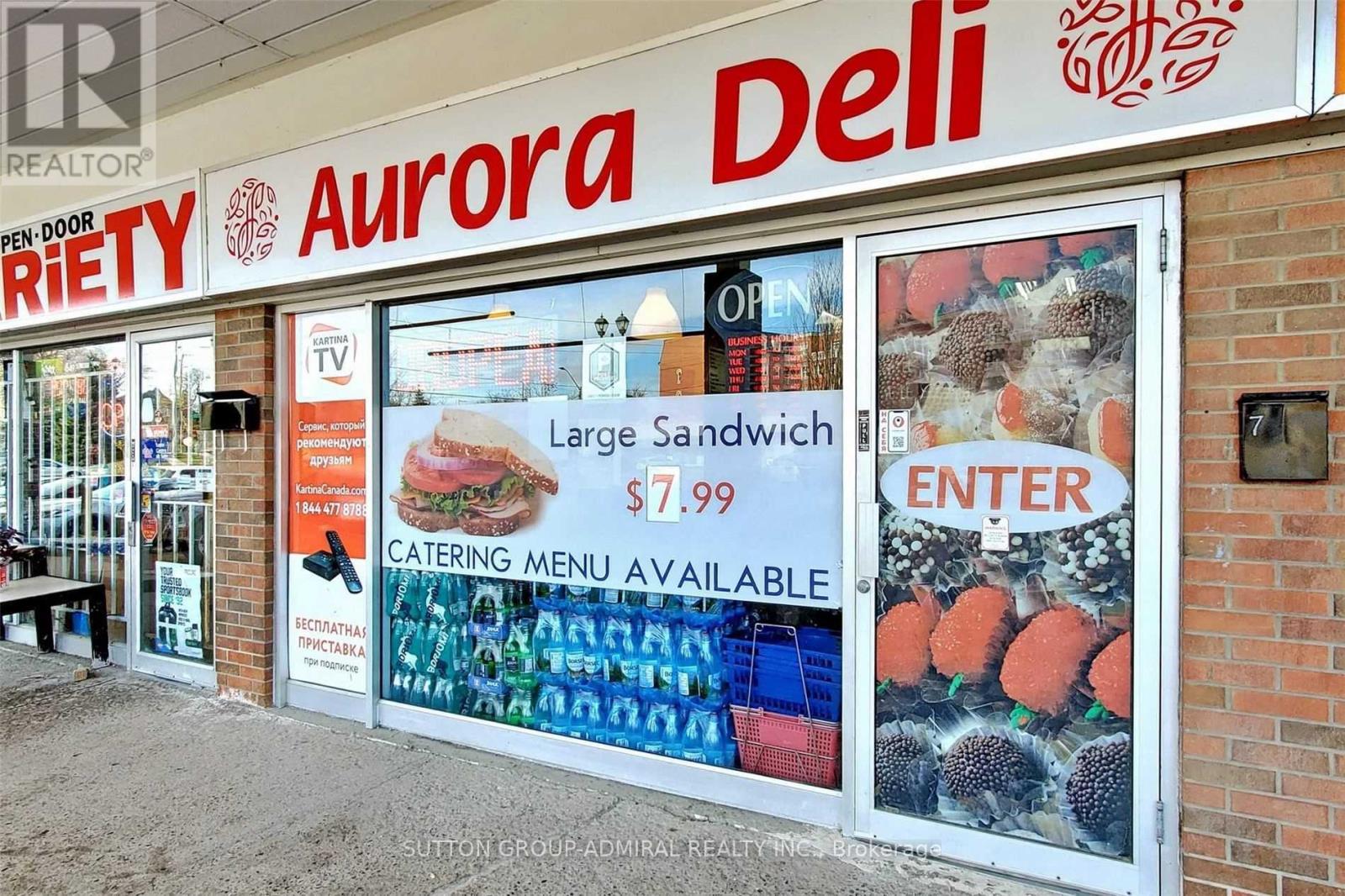 7 - 15408 YONGE STREET, Aurora, Ontario