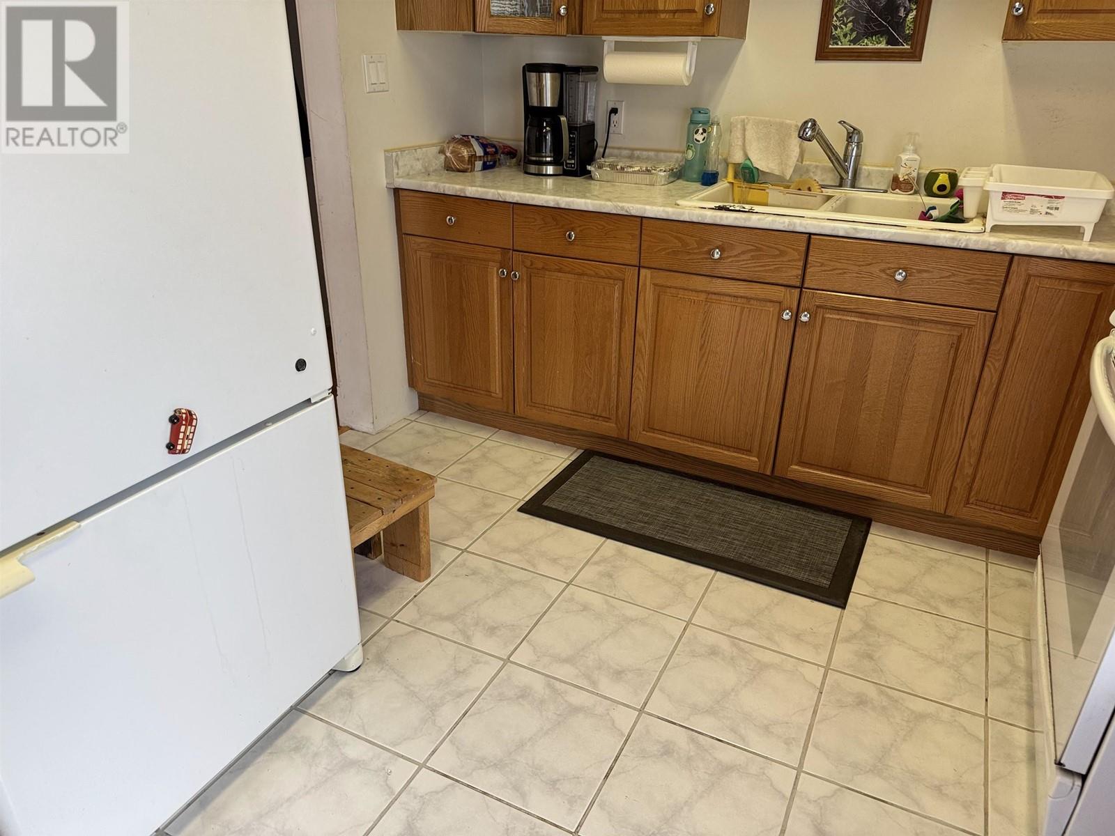 Property at 9 CLEARWATER CRESCENT image 5