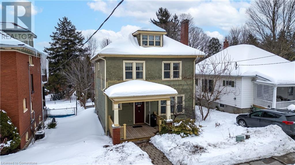 Property at 217 EARL Street image 3